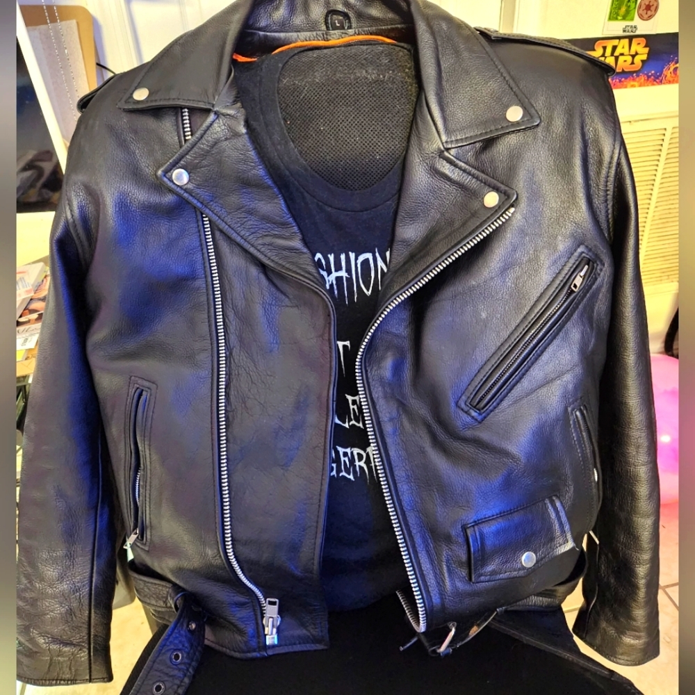 Leather motorcycle jacket for men